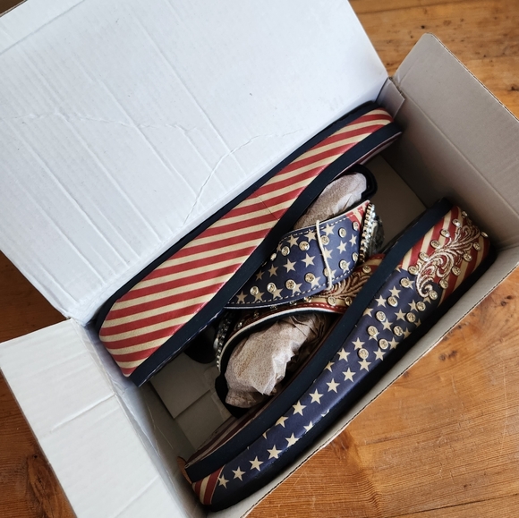 NIB Montana West American Pride Flip Flops - Picture 6 of 9